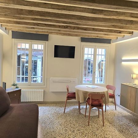 Cozy Studio With Canal View Venecia Exterior foto