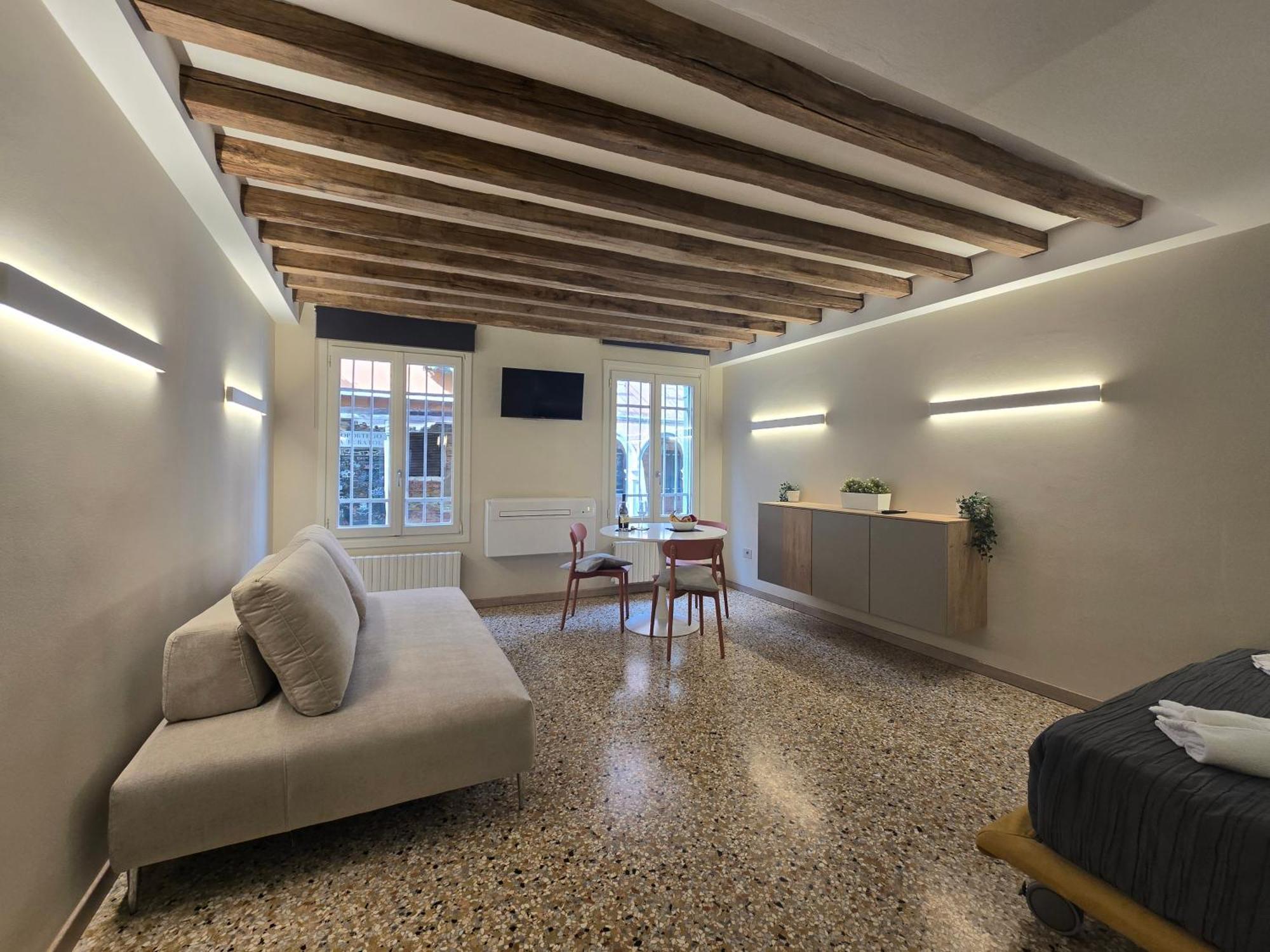 Cozy Studio With Canal View Venecia Exterior foto