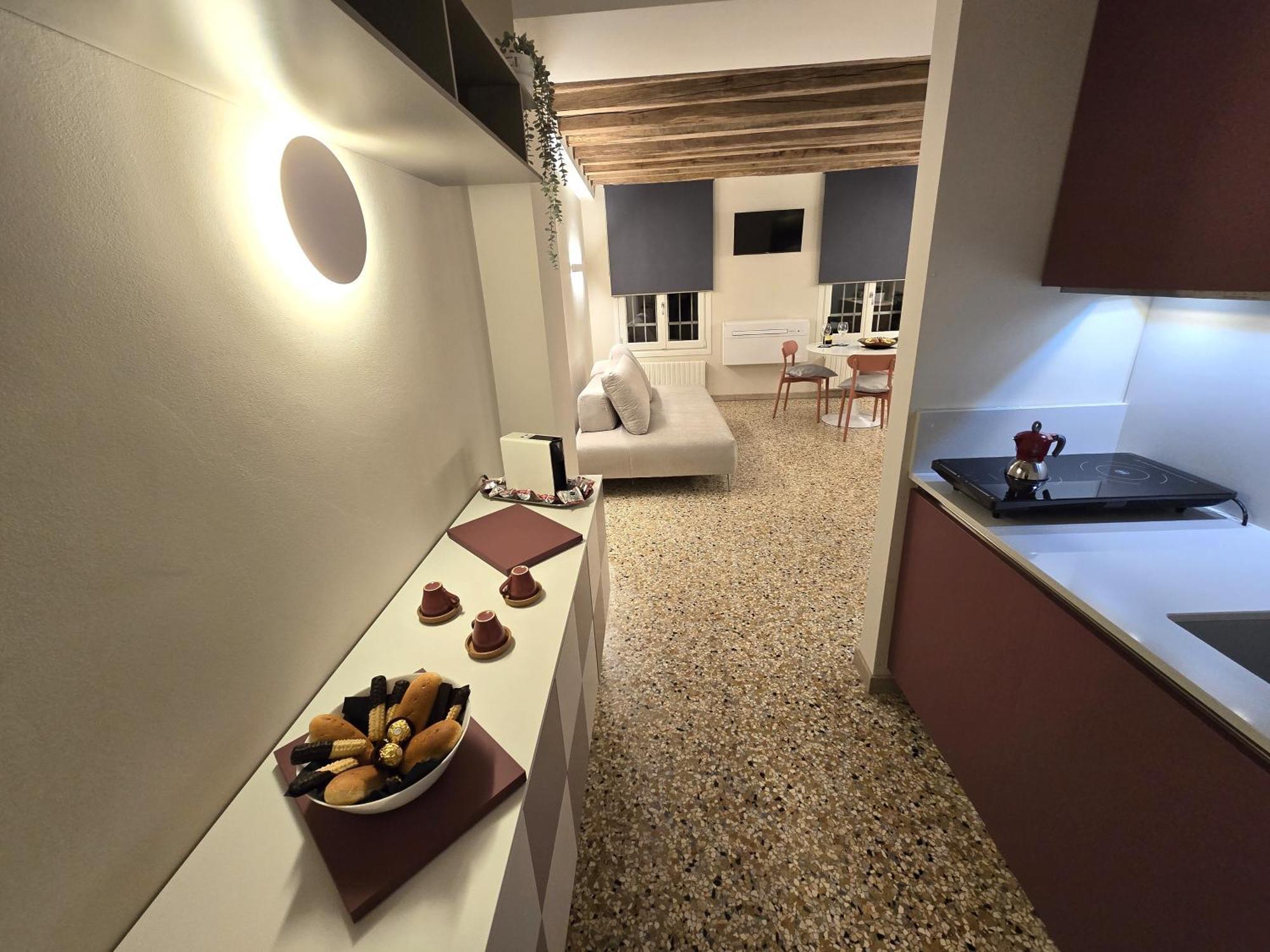 Cozy Studio With Canal View Venecia Exterior foto