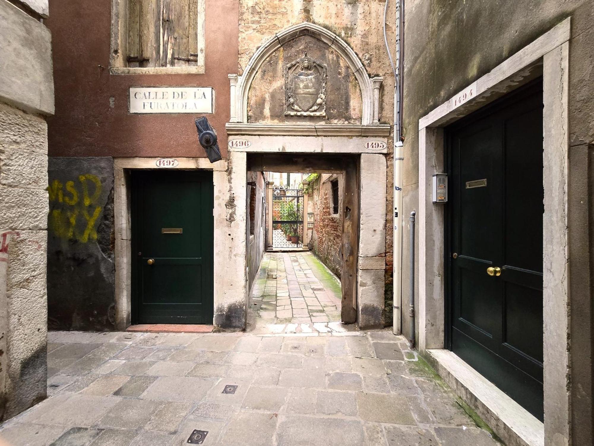 Cozy Studio With Canal View Venecia Exterior foto